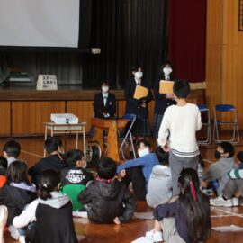 【植物バイオ】長浜小学校においてハマボウフウ成果発表会を行いました！