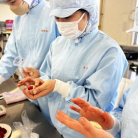 【食品科学科】和菓子実習を行いました