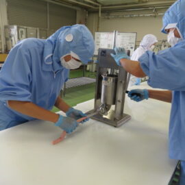 【動物科学科　畜産加工】ソーセージ作りました！