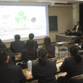 【植物科学科】出雲の加田屋さんのお話を聴きました。