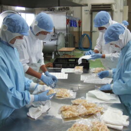 【食品科学科】３年総合実習～食品科学科３年生です♪～